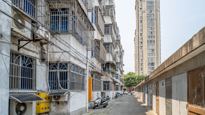 惠隆南路528号外景图