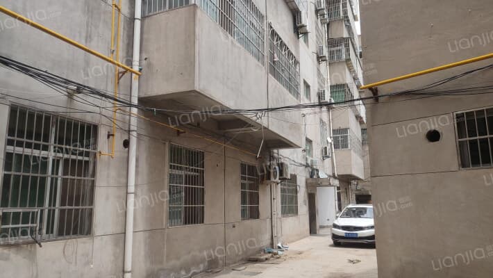 南环西路12号院外景图