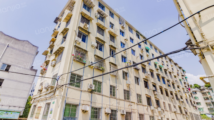 道前营房外景图