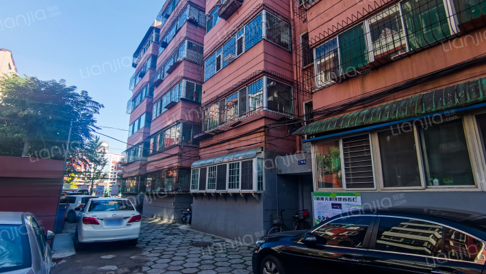 三十中宿舍外景图