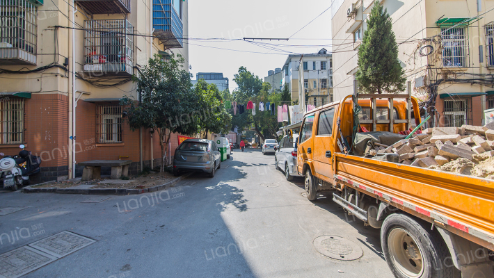 浙大新村外景图