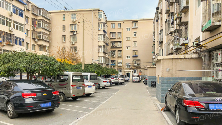 双峪路小区外景图