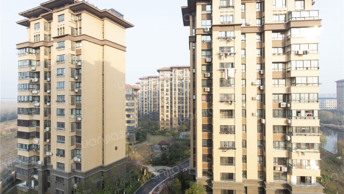 在水一方西区外景图