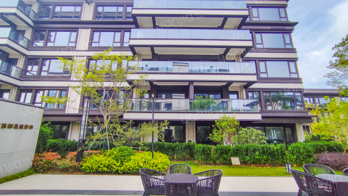 鸿翔东望书香园外景图