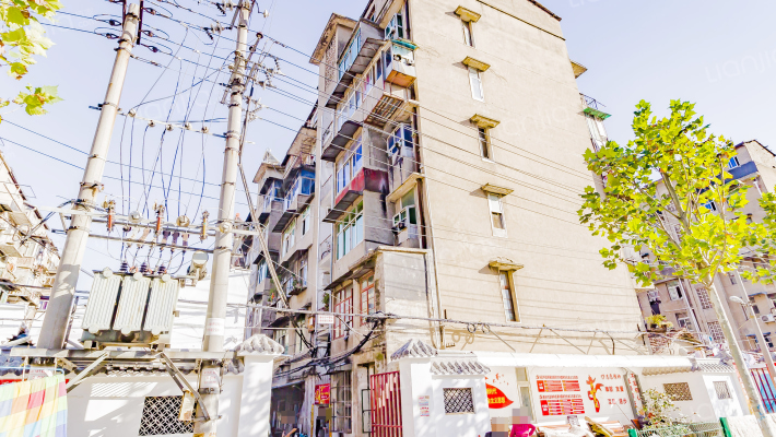 肥允小区外景图