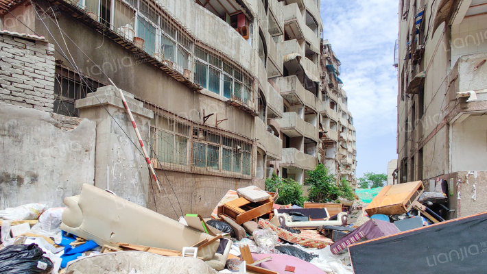 东南小区外景图