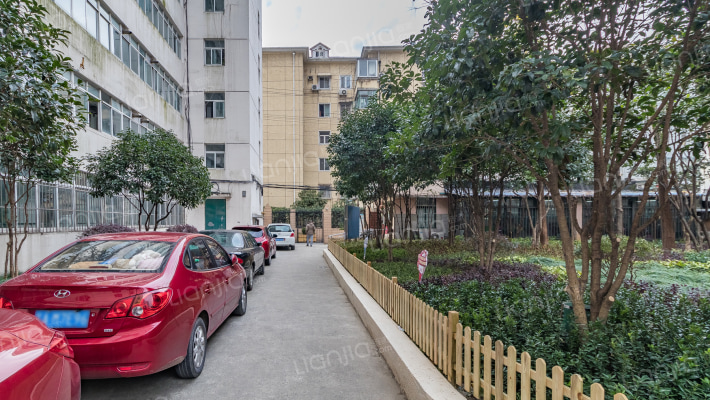 漕溪大楼外景图