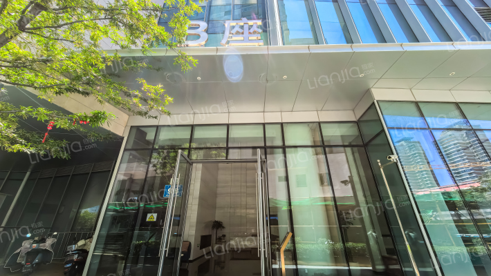 东岭锡上外景图