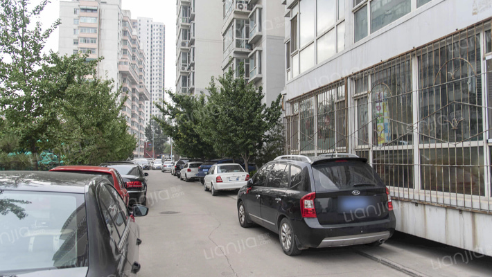 华清苑西区外景图