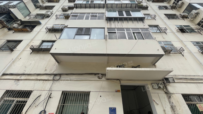 建行小区外景图