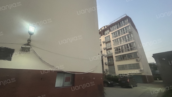 经贸局宿舍外景图