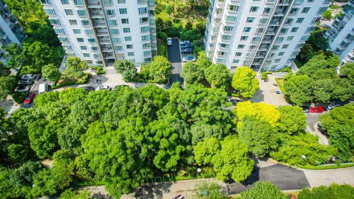 安信湖畔天地坊外景图
