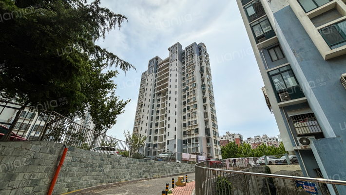 新侨花园外景图