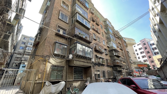 五泉文化局家属院外景图