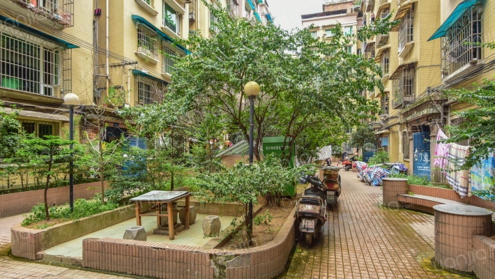 飞山小区外景图