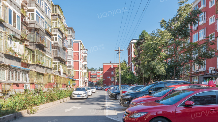 玉泉路16号院外景图