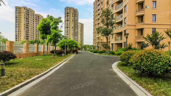 英才公寓外景图