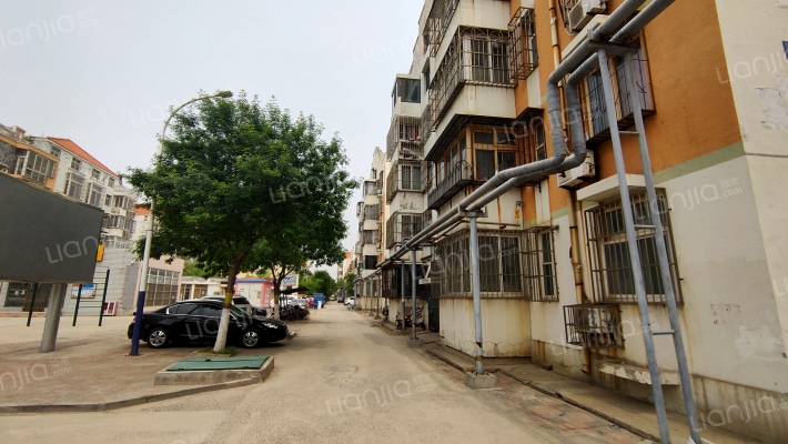 心港假日苑西区外景图