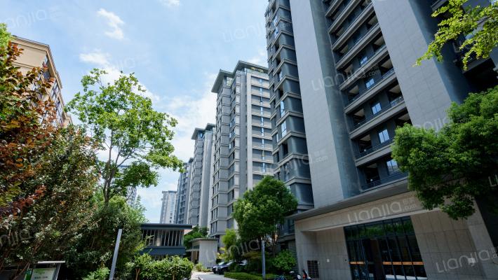 元垄大都会二期外景图