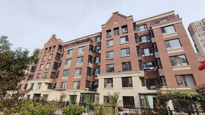 中航华府外景图