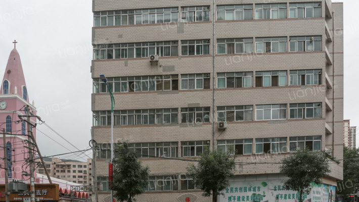 兰政住宅小区外景图