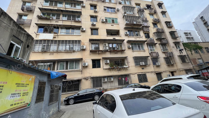 区环保局家属院外景图