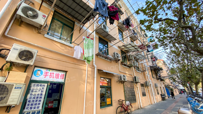 遵义路518号外景图