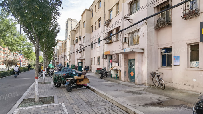 山纺小学街外景图