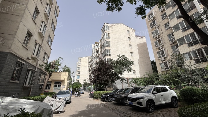 恒都彩虹源外景图