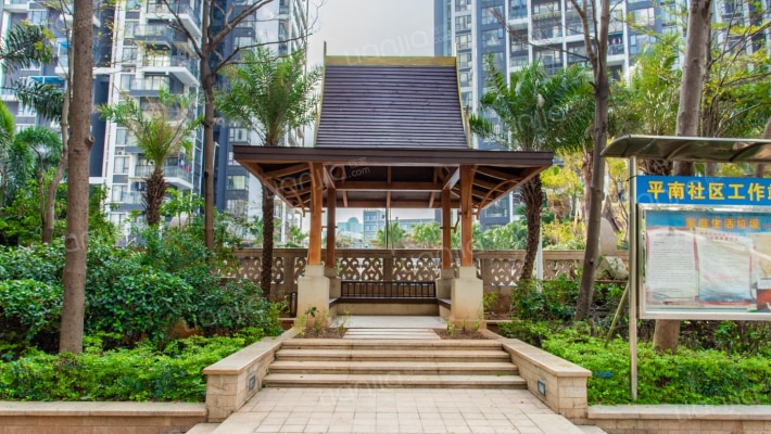 东方明珠城外景图