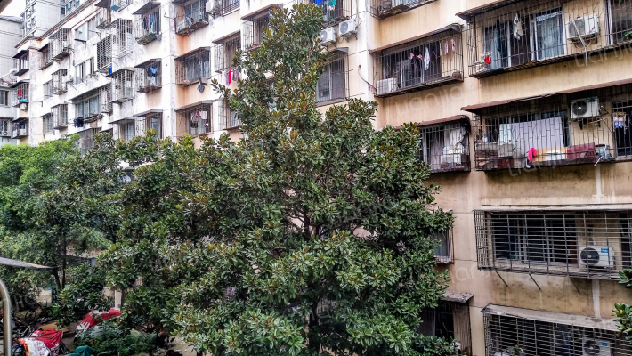 美华小区外景图