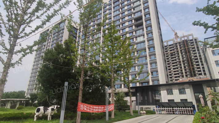 鲁鸿公园世纪外景图