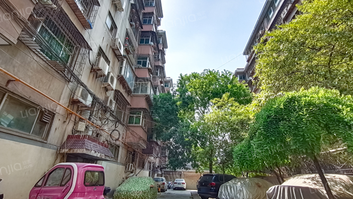 南关街205号院外景图