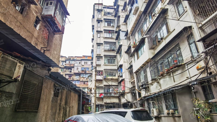 湖边坊134号外景图