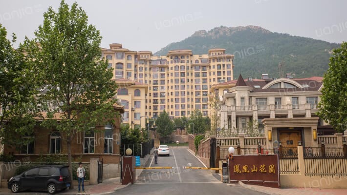 凤凰山花园外景图