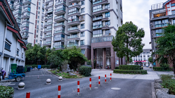 兰亭咸亨佳苑外景图