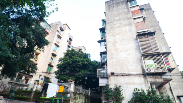 龙寿路490号外景图