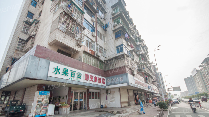 迎宾路西小区外景图