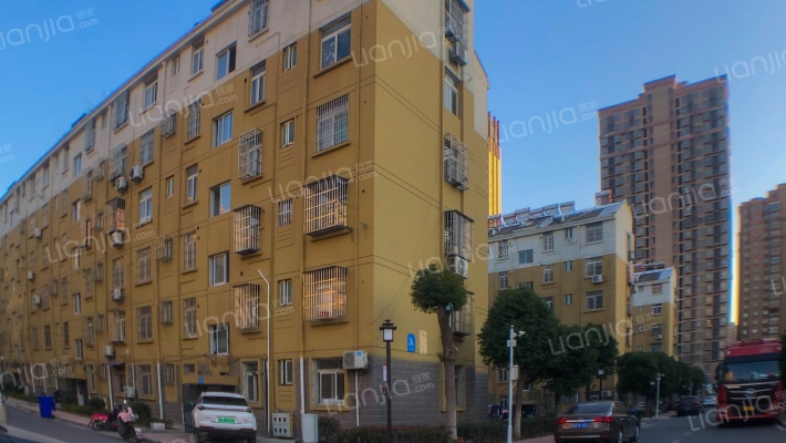 双凤凤梅佳园东区外景图