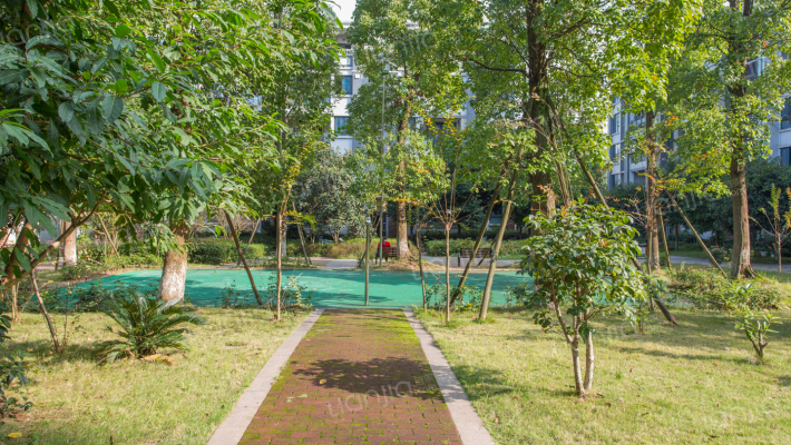 朵力半岛香颂东苑外景图