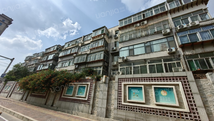 梁庄大街57号院外景图