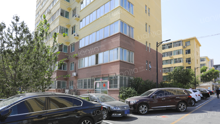 邮电宿舍外景图