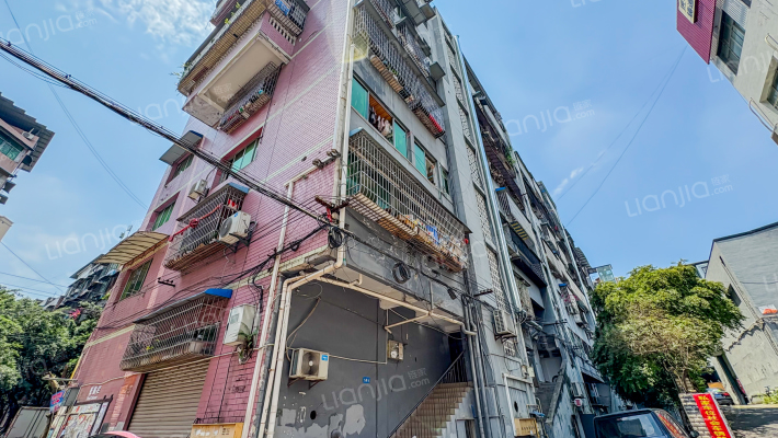 皮鞋城二街130号外景图