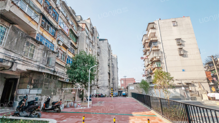 棋杆新村外景图