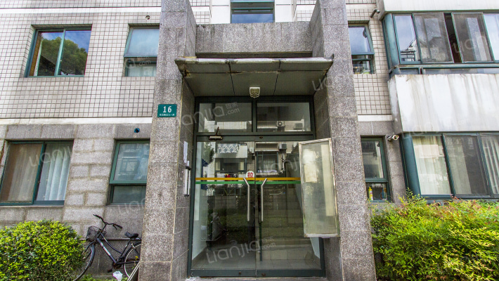 和嘉公寓外景图