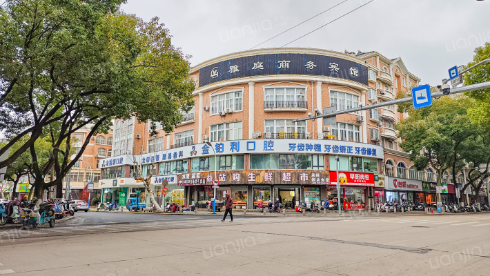 广泰公寓外景图