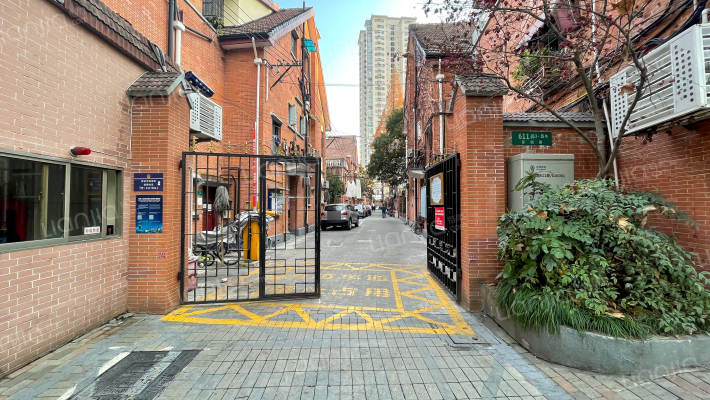 愚园路611弄外景图