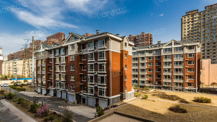 先行名苑外景图