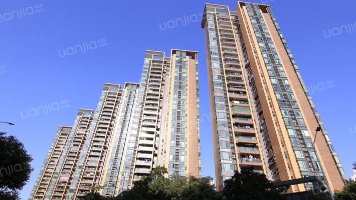 番禺海伦堡外景图