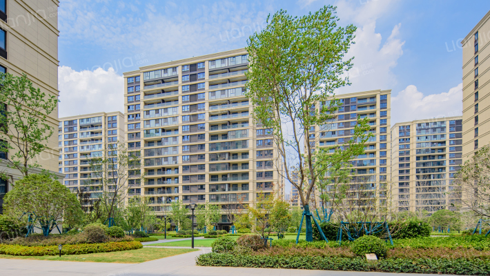 绿城诚园外景图